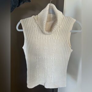 White House Black Market Cream Cable Knit Turtleneck Sweater